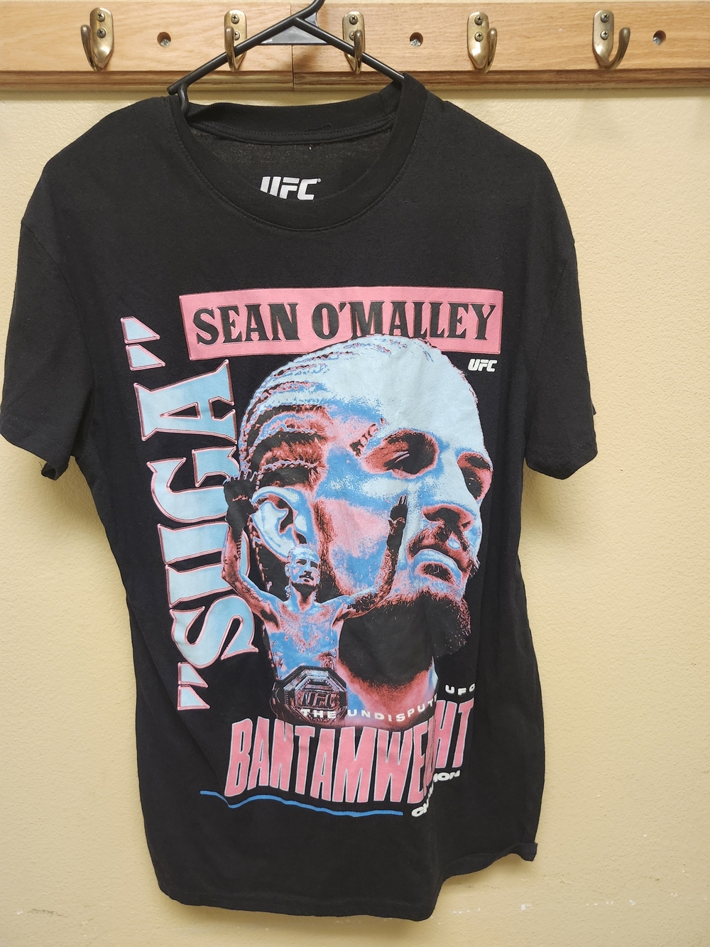 UFC Black Sean O'Malley Graphic Tee with Pink & Blue Artwork